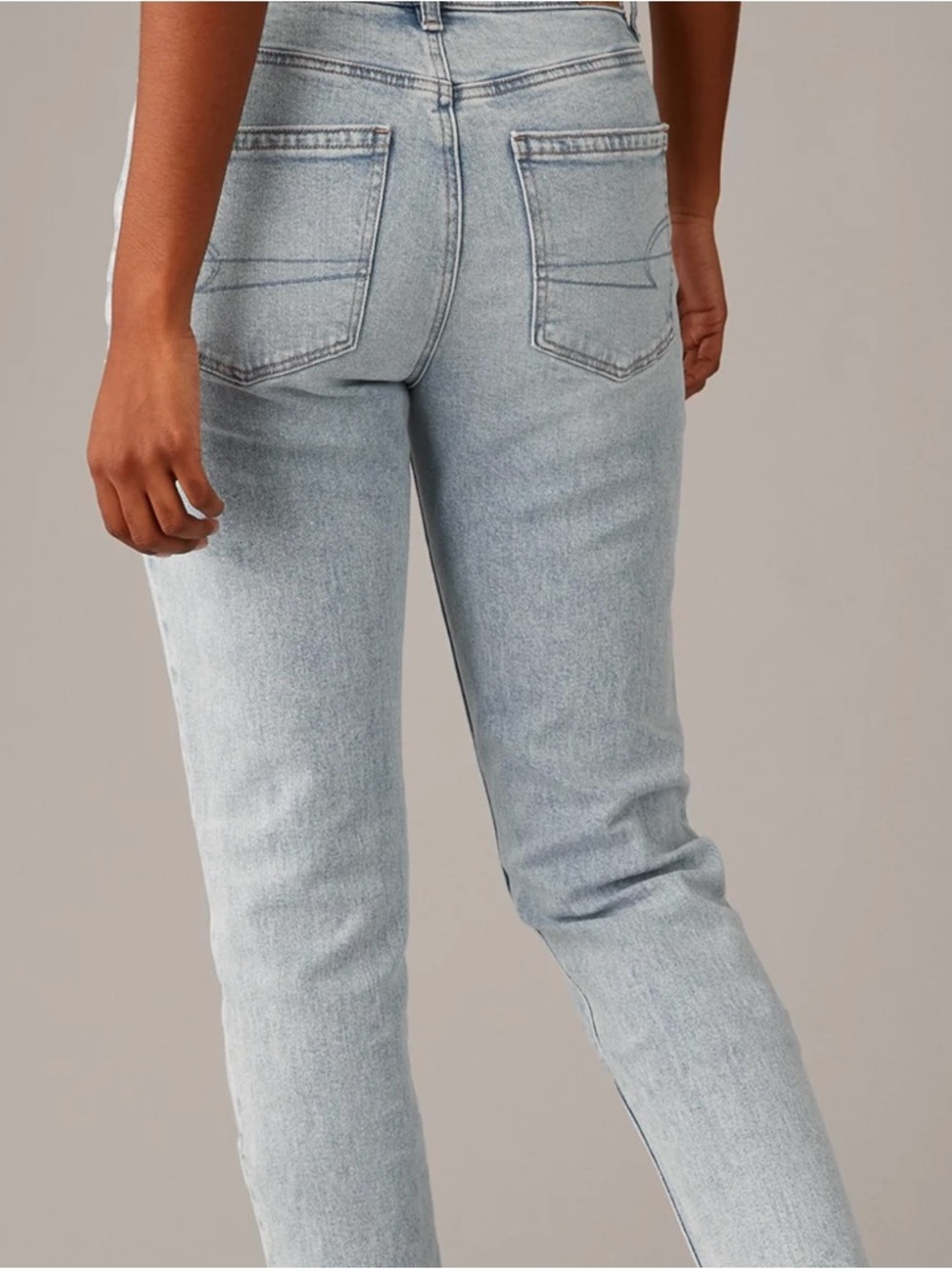 American Eagle Outfitters Strigid Mom Jean - Picture 2 of 6